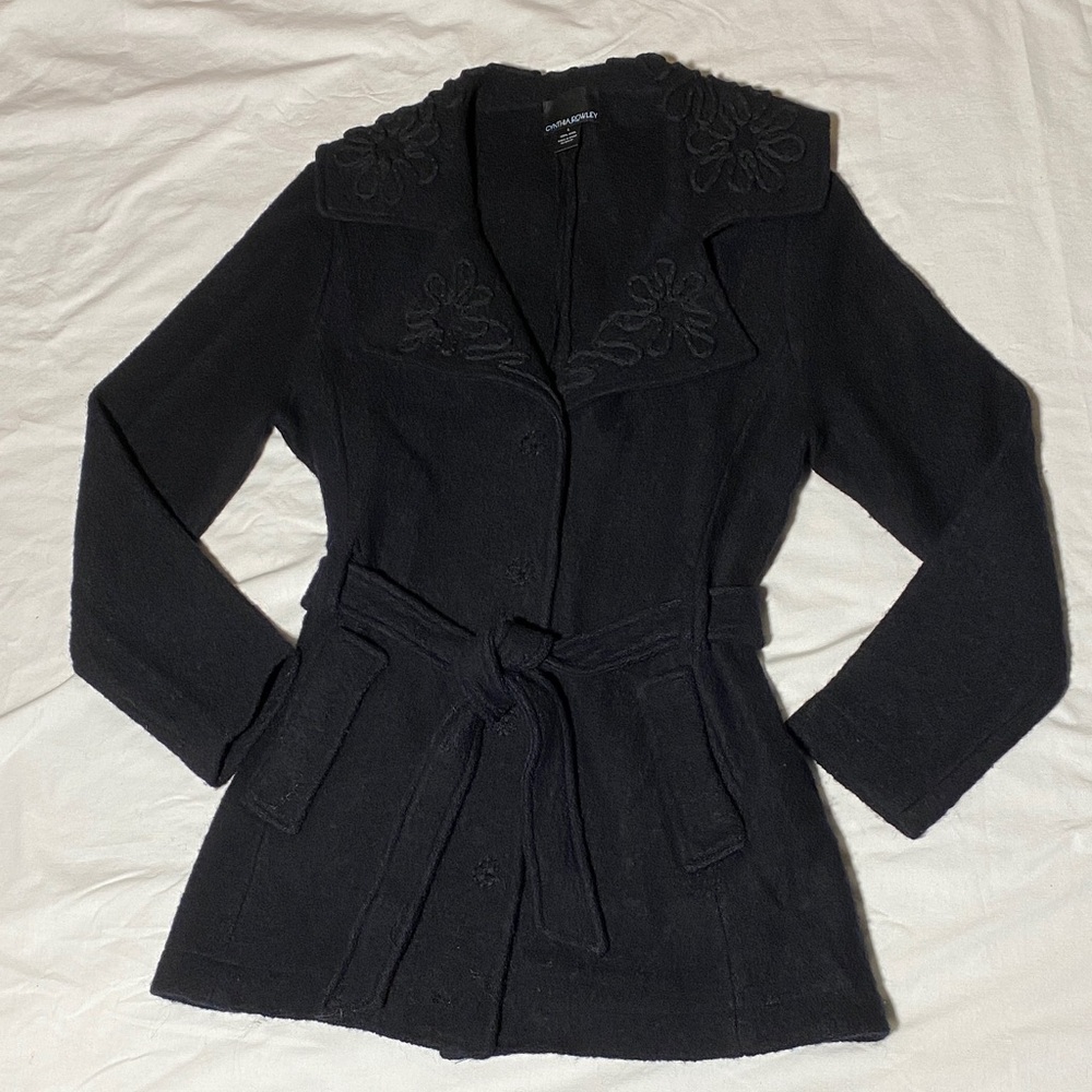 Cynthia Rowley Black 100% Wool unlined, Belted Coat with floral lapel- women-L